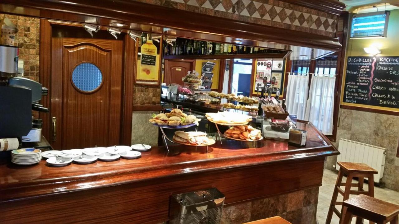 Pension Bide-Ondo Аморебьета-Эчано Экстерьер фото